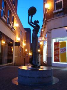 Sculpture of The Singer from Quimper in Limerick, Ireland